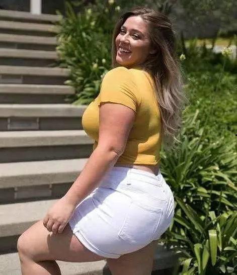 今日吃瓜著名女模特网红,瓜田里的时尚宠儿  第1张